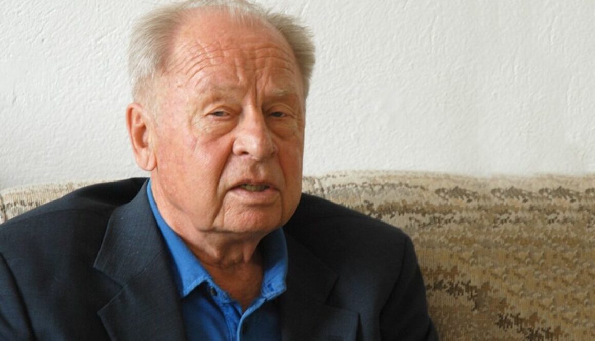 prof. Ing. Zdeněk Vachůn, DrSc.